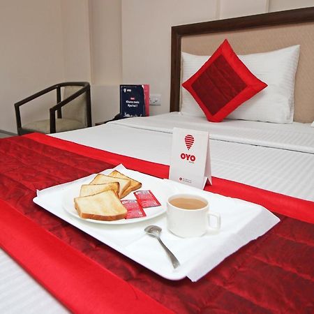 Oyo Hotel Blu Pebbles Near Delhi Airport 新德里 外观 照片