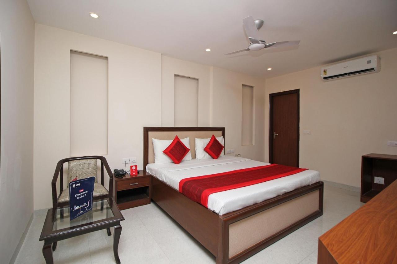 Oyo Hotel Blu Pebbles Near Delhi Airport 新德里 外观 照片